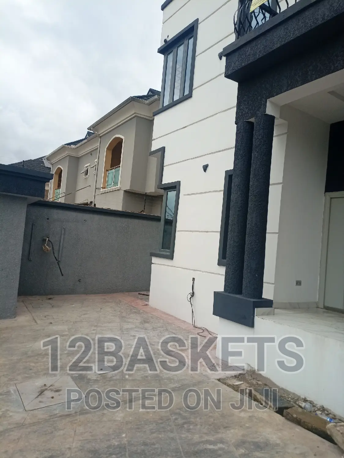 Furnished 4bdrm Duplex in Magodo Phase 1 for sale in Magodo Isheri