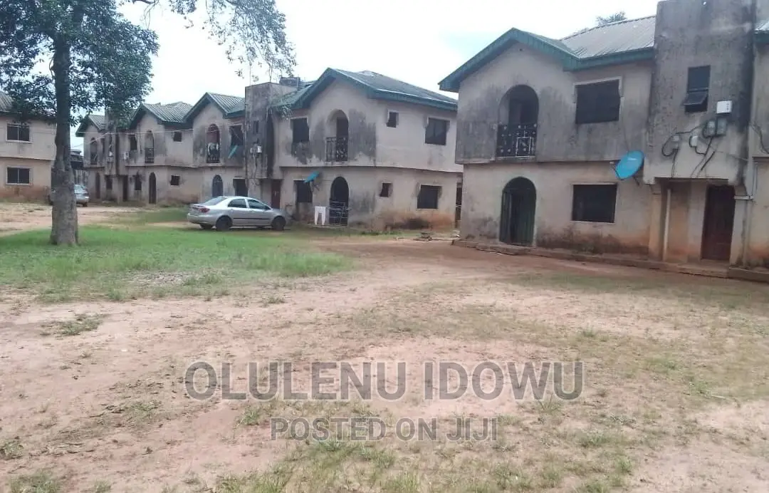 Furnished 2bdrm Block of Flats in Alimosho for sale in Alimosho
