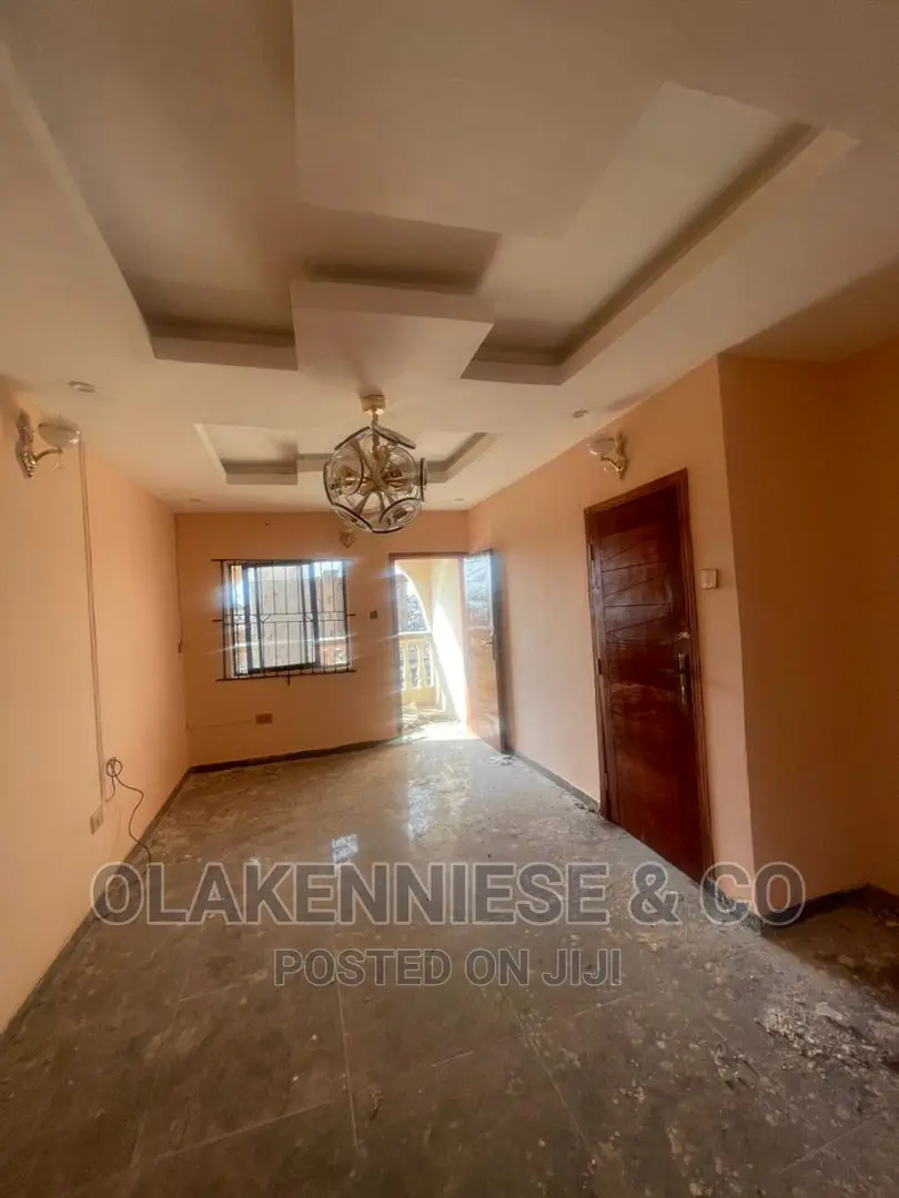 3bdrm Block of Flats in Shaki Crescent, Aguda / Surulere for rent in Aguda / Surulere