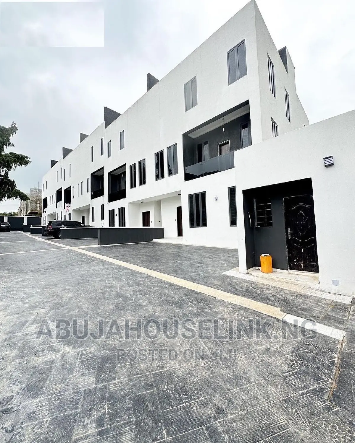 4bdrm Townhouse Terrace in Asokoro Main for Sale in Asokoro