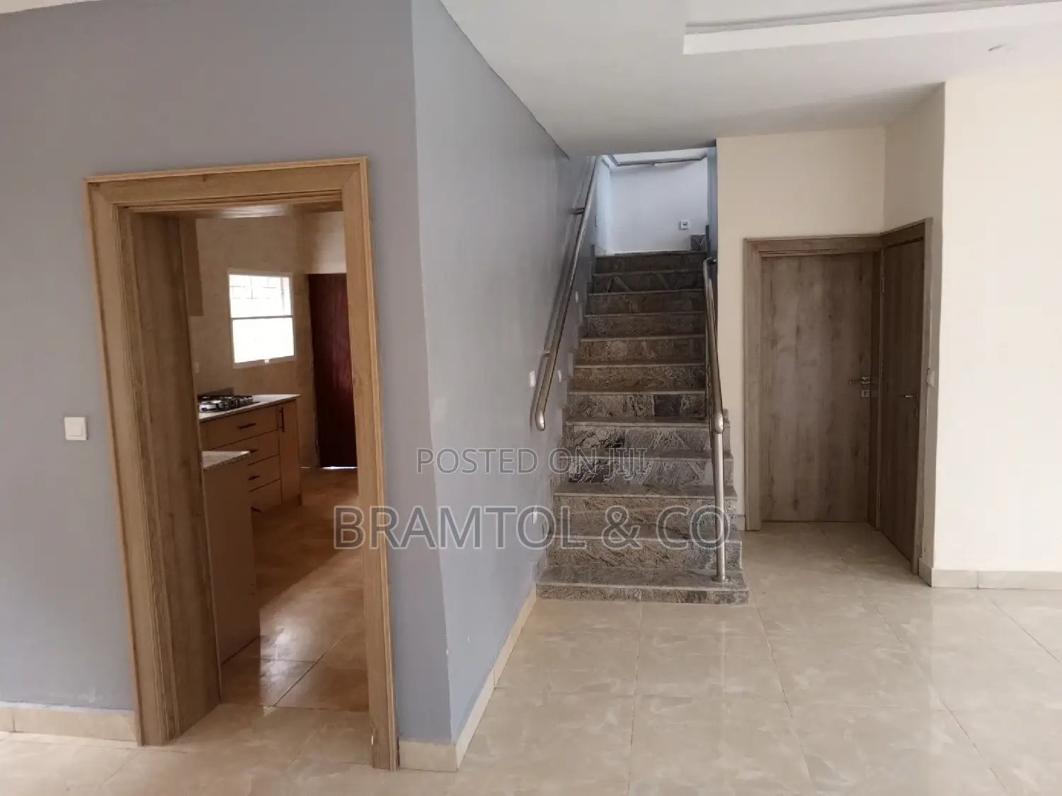 4bdrm Townhouse / Terrace in Idu Industrial for rent in Idu Industrial