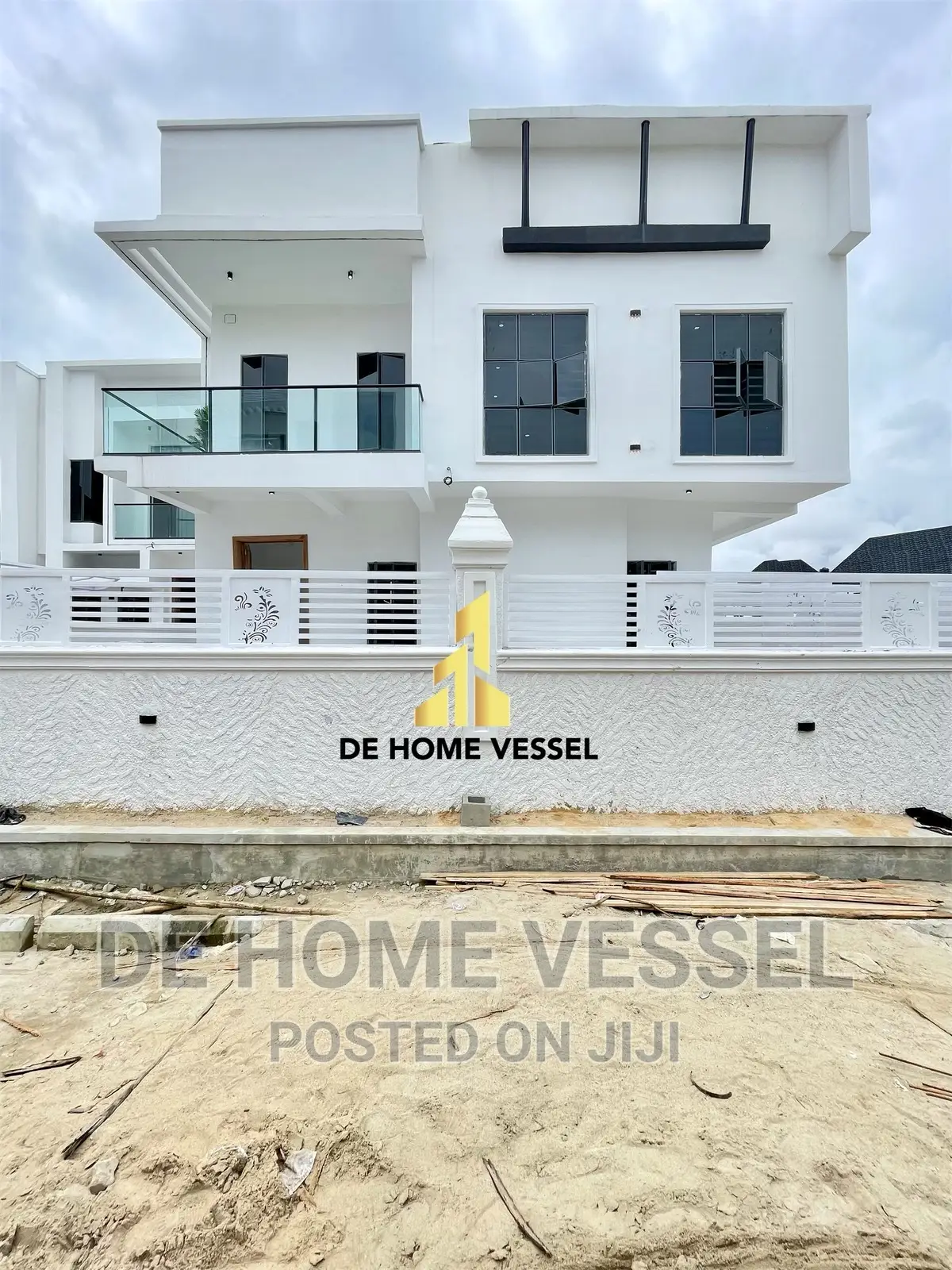 5bdrm Duplex in Lekki for sale in Lekki