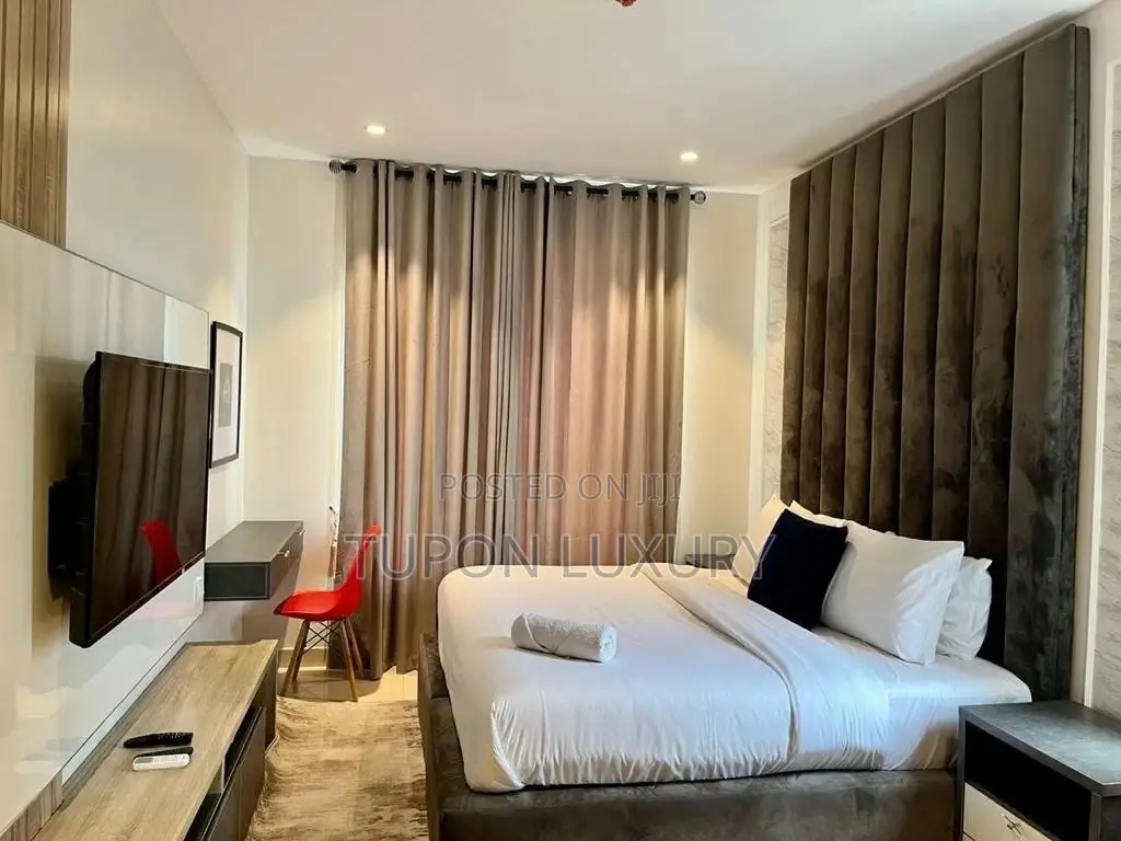 Luxury 2bedroom in Lekkii Phase 1 in Lekki Phase 1