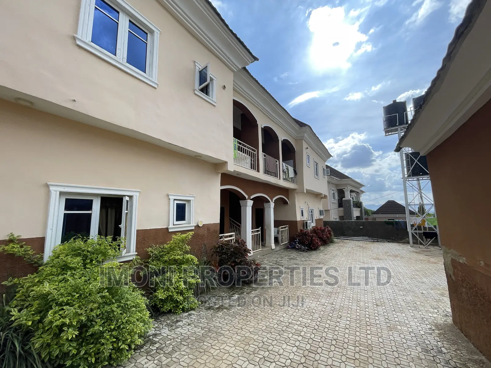 2bdrm Block of Flats in Sagwari, Dutse-Alhaji for rent in Dutse-Alhaji