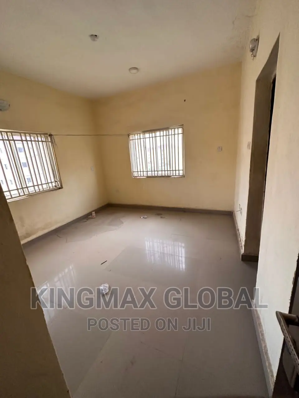 3bdrm Block of Flats in Zuba for sale in Zuba