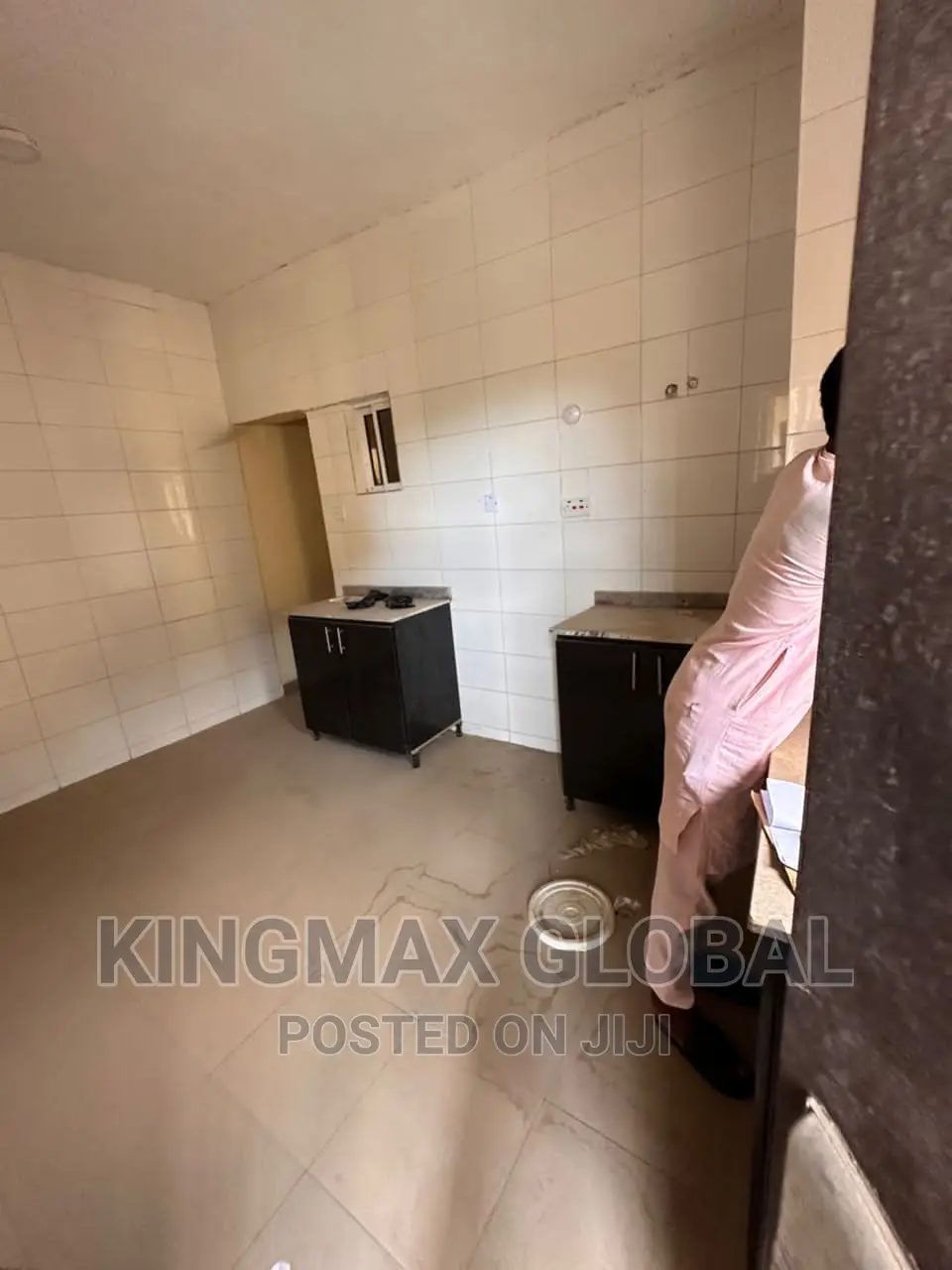 3bdrm Block of Flats in Zuba for sale in Zuba