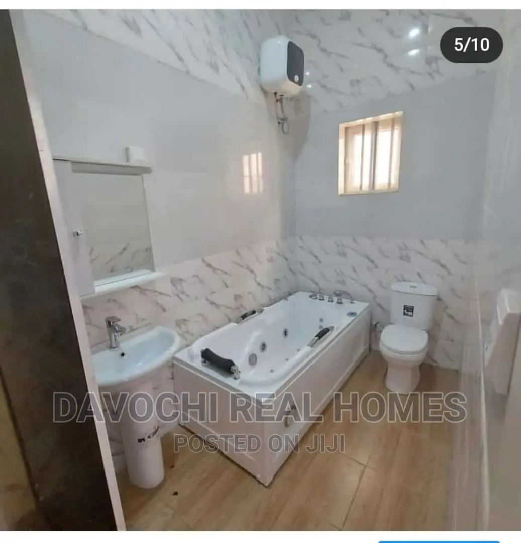 4bdrm Duplex in Chevron Second Toll, Lekki for rent in Lekki
