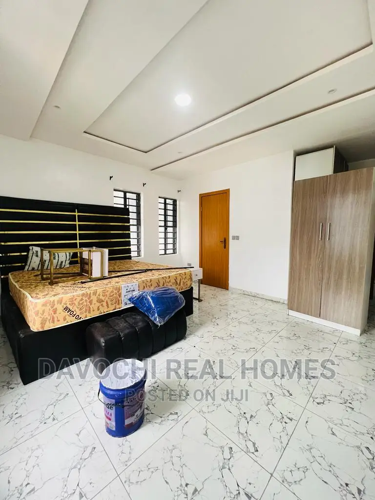 3bdrm Apartment in Ikate-Lekki for rent in Lekki