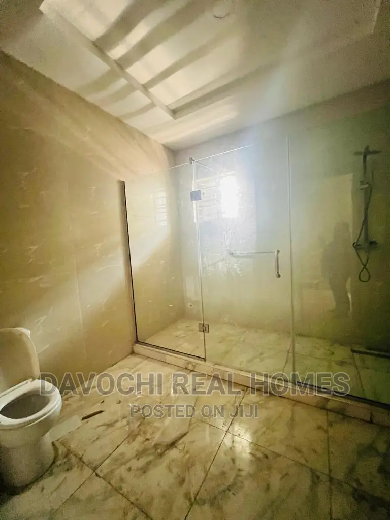 4bdrm Duplex in Orchid Road, Lekki for rent in Lekki