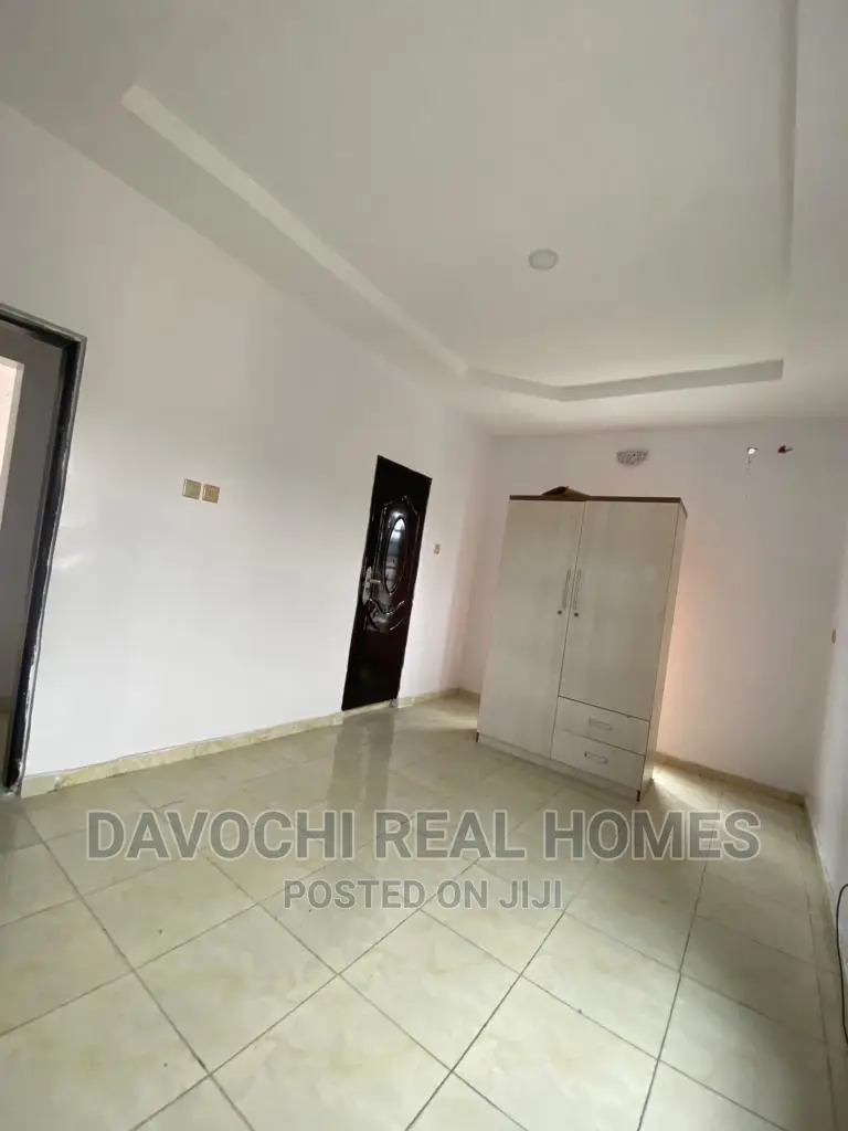 3bdrm Apartment in Chevron Second Toll, Lekki for rent in Lekki