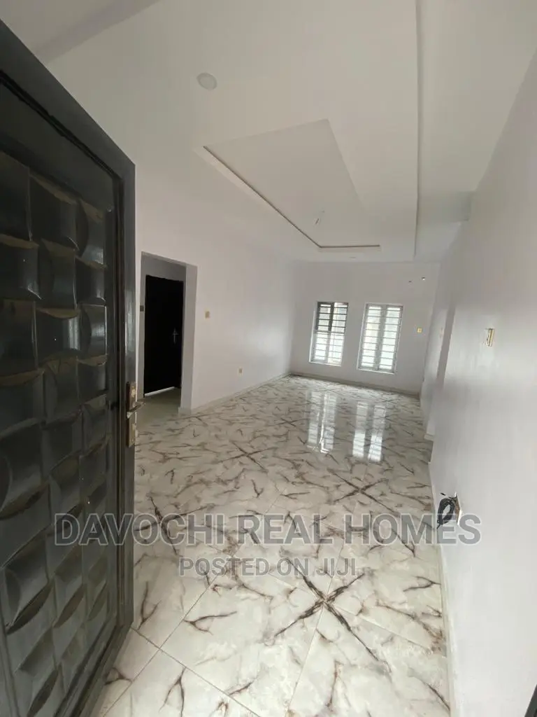 3bdrm Apartment in Chevron Second Toll, Lekki for rent in Lekki
