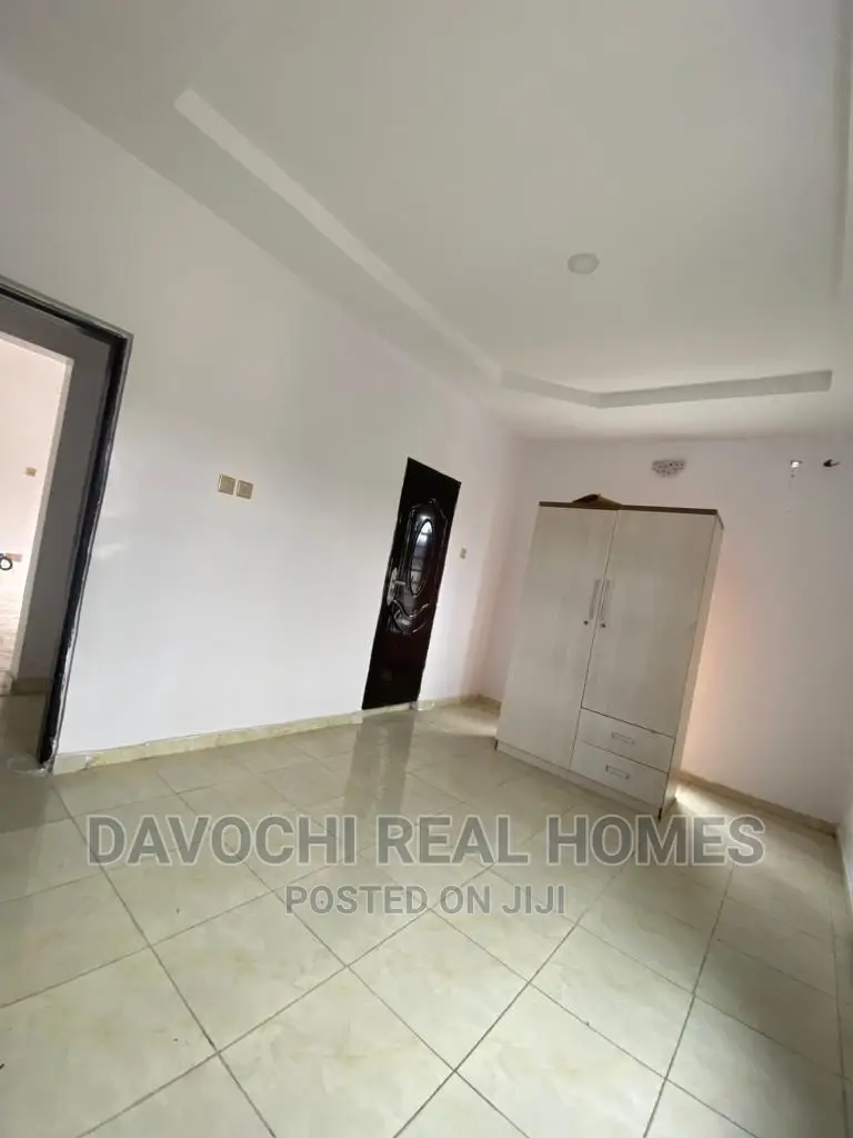 3bdrm Apartment in Chevron Second Toll, Lekki for rent in Lekki