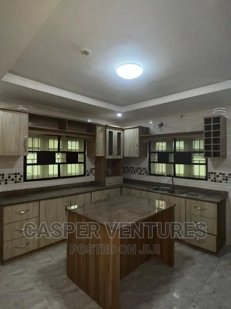 4bdrm Duplex in Chevyview, Chevron for rent in Chevron