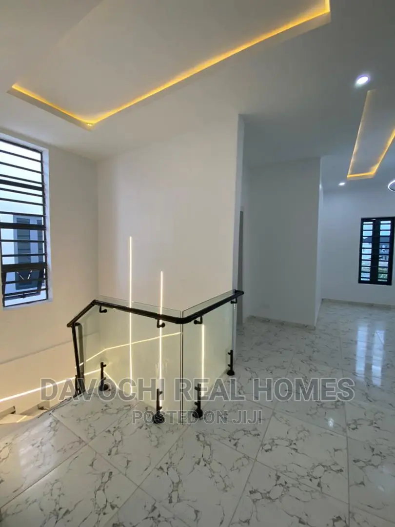 5bdrm Duplex in Ajah-Lekki for rent in Ajah