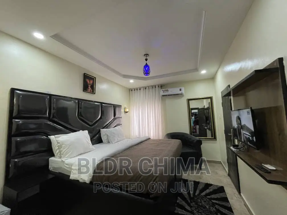 Furnished 10bdrm House in Enugu for sale in Enugu