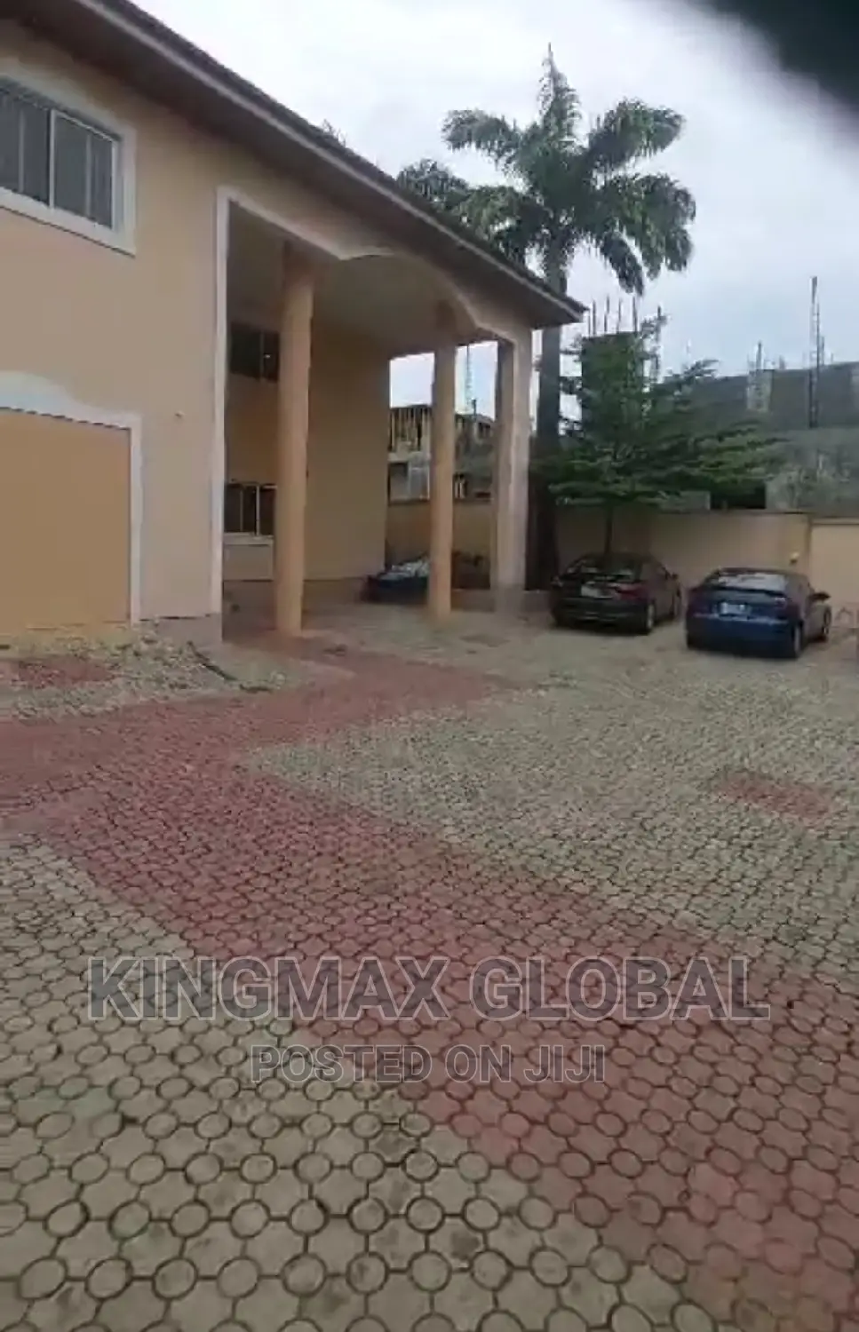 6bdrm Duplex in Utako for sale in Utako