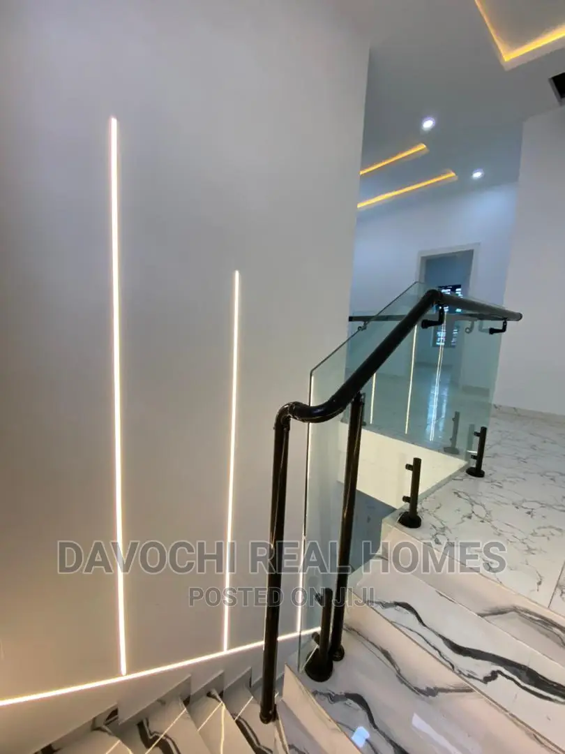 4bdrm Apartment in Chevron Second Toll, Lekki for sale in Lekki