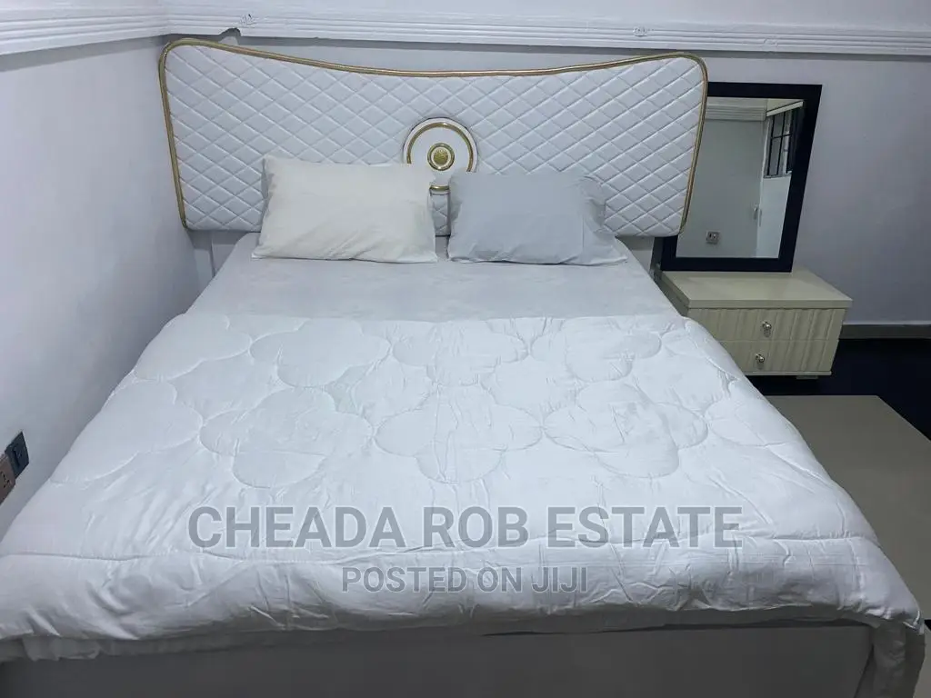 Amazing 2bed Service Apartment |24 HRS Light at Stadium Road in Elekahia
