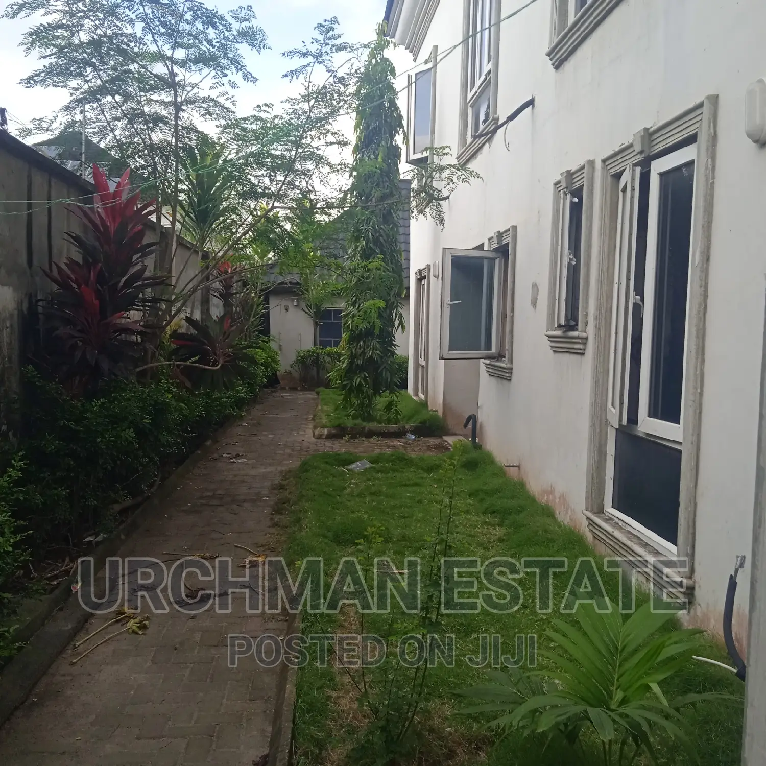 8bdrm Duplex in A. Close, Festac for sale in Festac