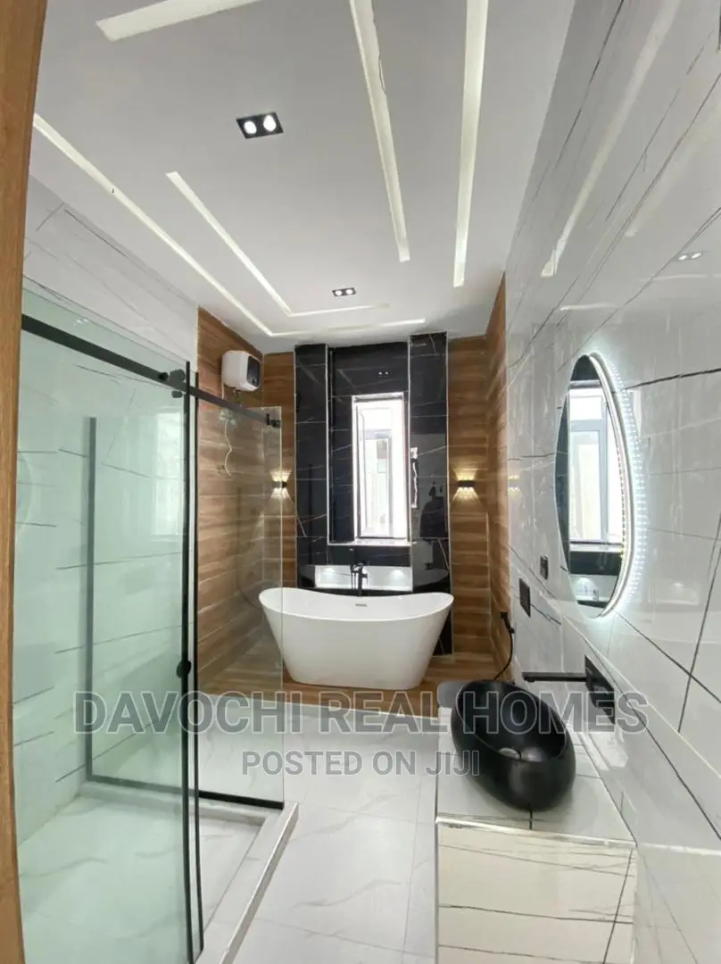 5bdrm Duplex in Chevron Second Toll, Lekki for sale in Lekki