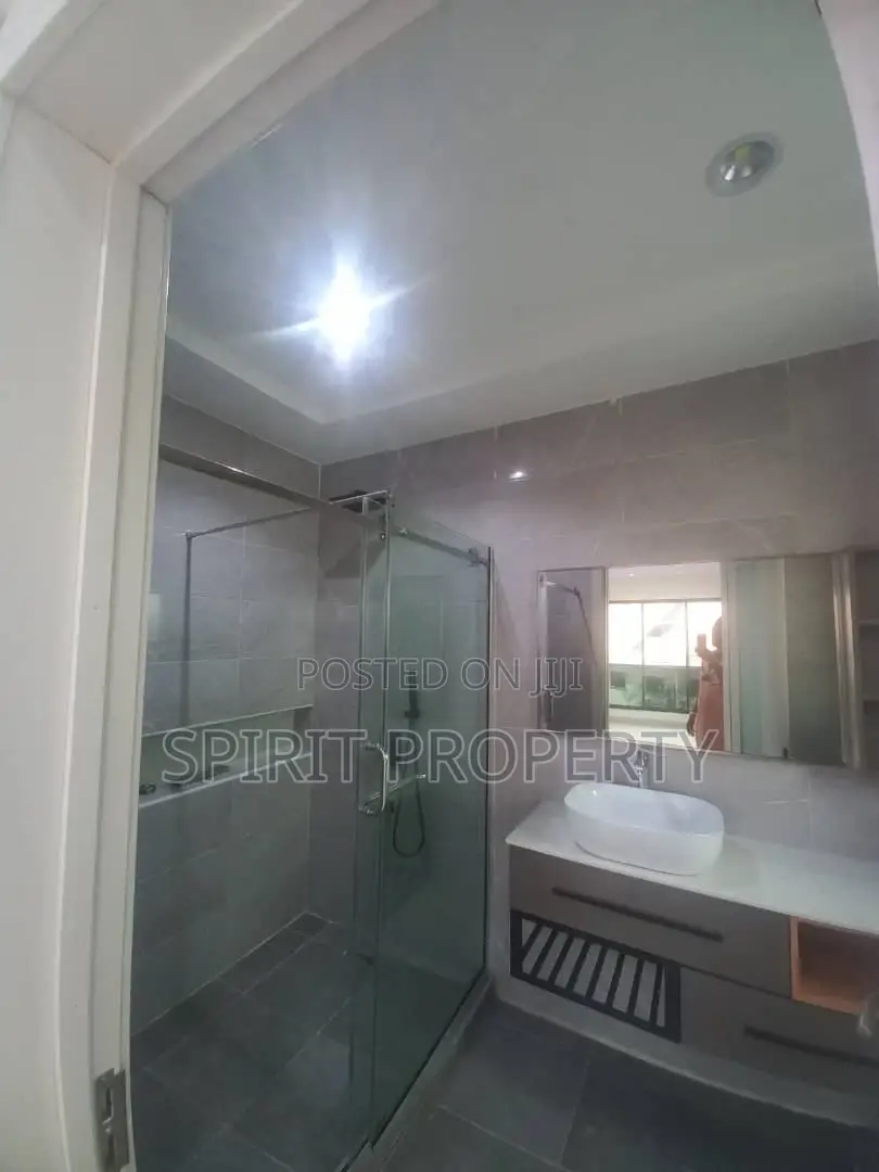 4bdrm Duplex in Magodo 2 for rent in Magodo