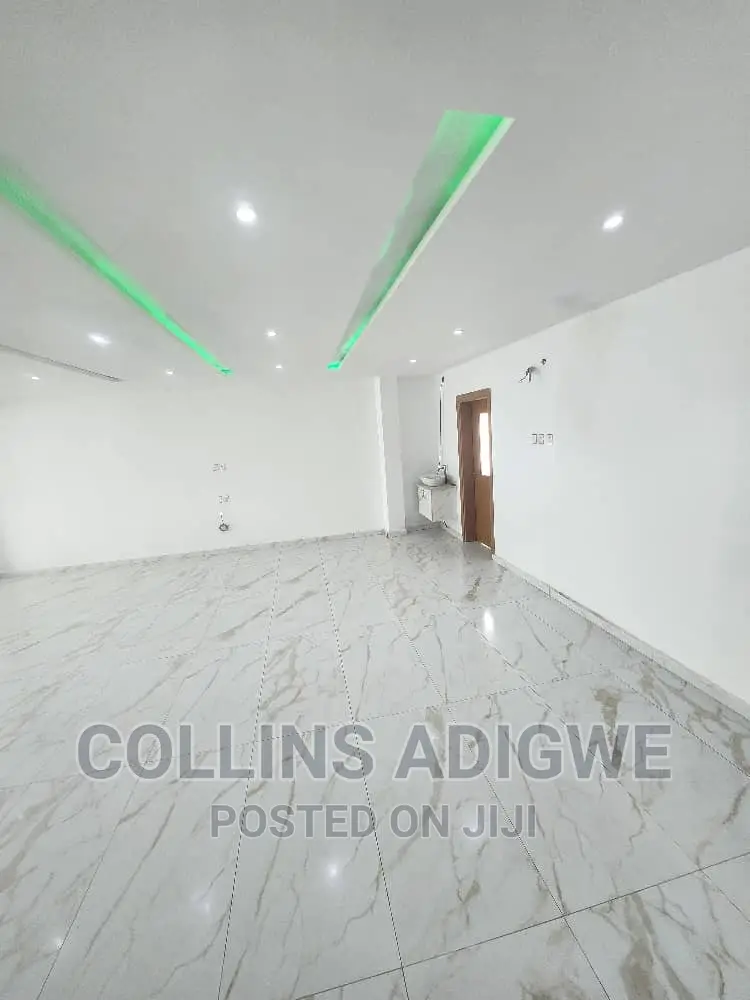 4bdrm Duplex in Vgc -Ajah for sale in VGC / Ajah