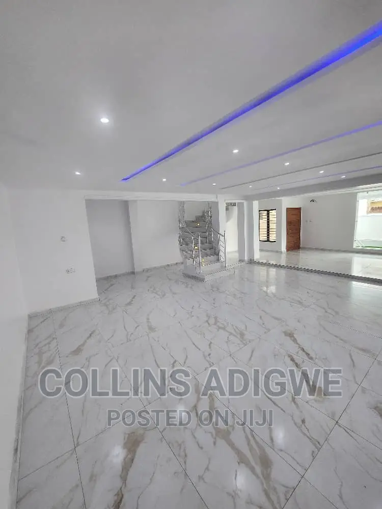 4bdrm Duplex in Vgc -Ajah for sale in VGC / Ajah