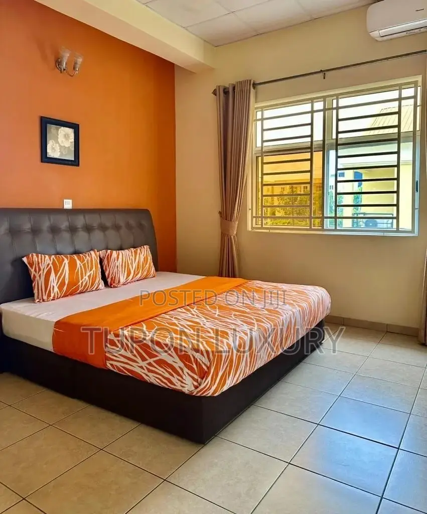 Spacious 1 Bedroom Apartment in Lekki Phase 1