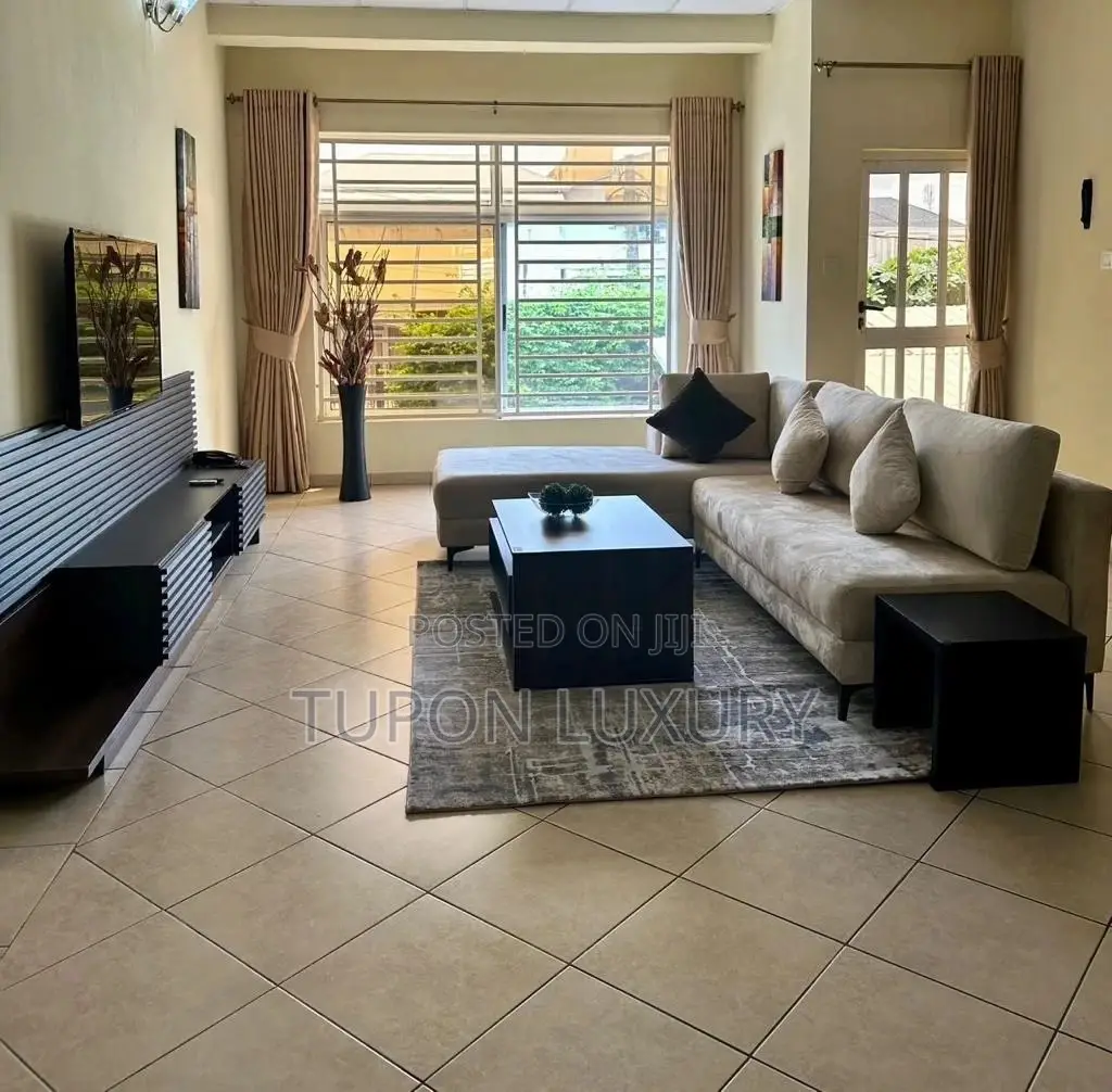 Spacious 1 Bedroom Apartment in Lekki Phase 1