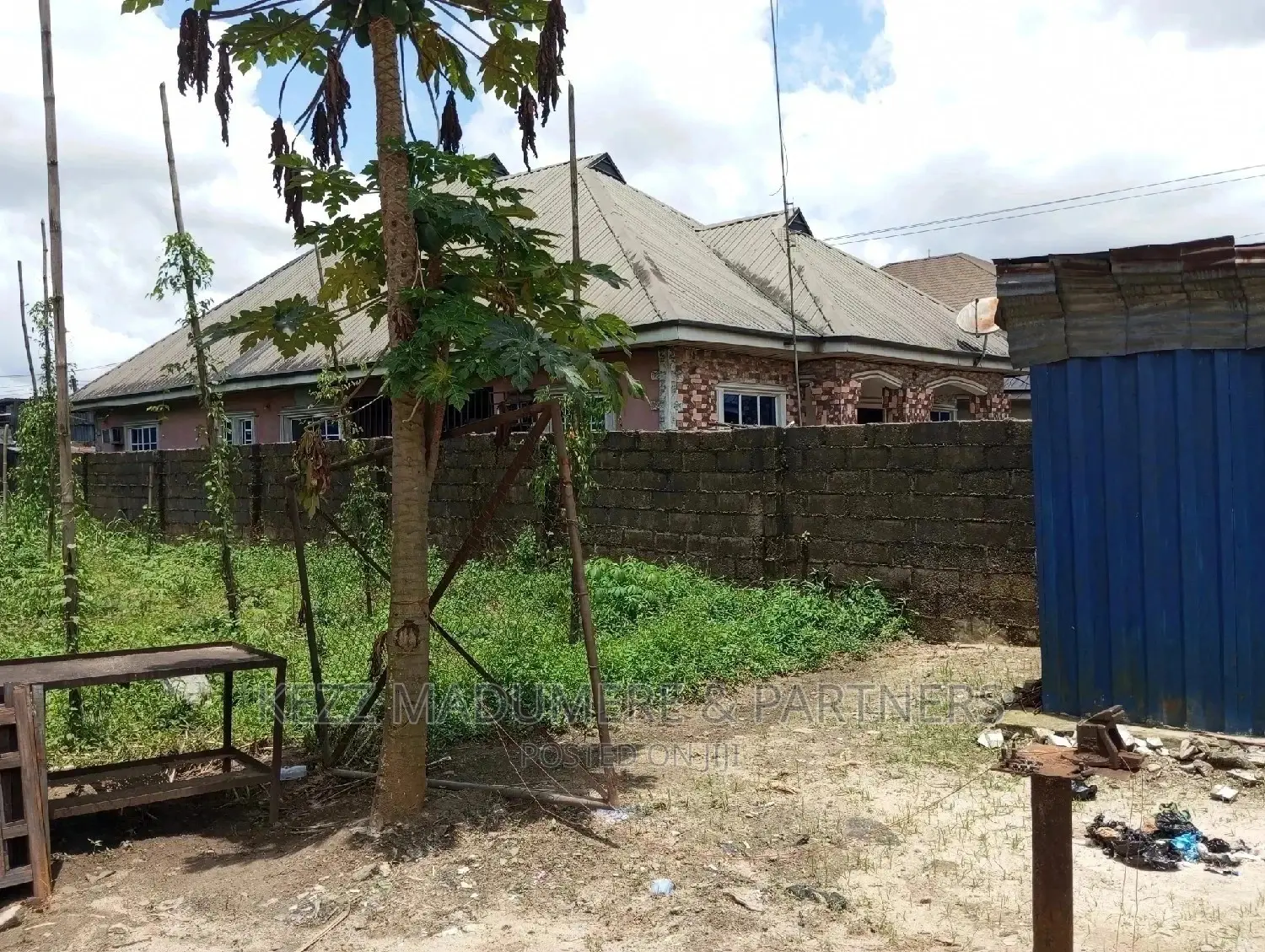 For Sale Land on the Major Sars Rd in Port-Harcourt