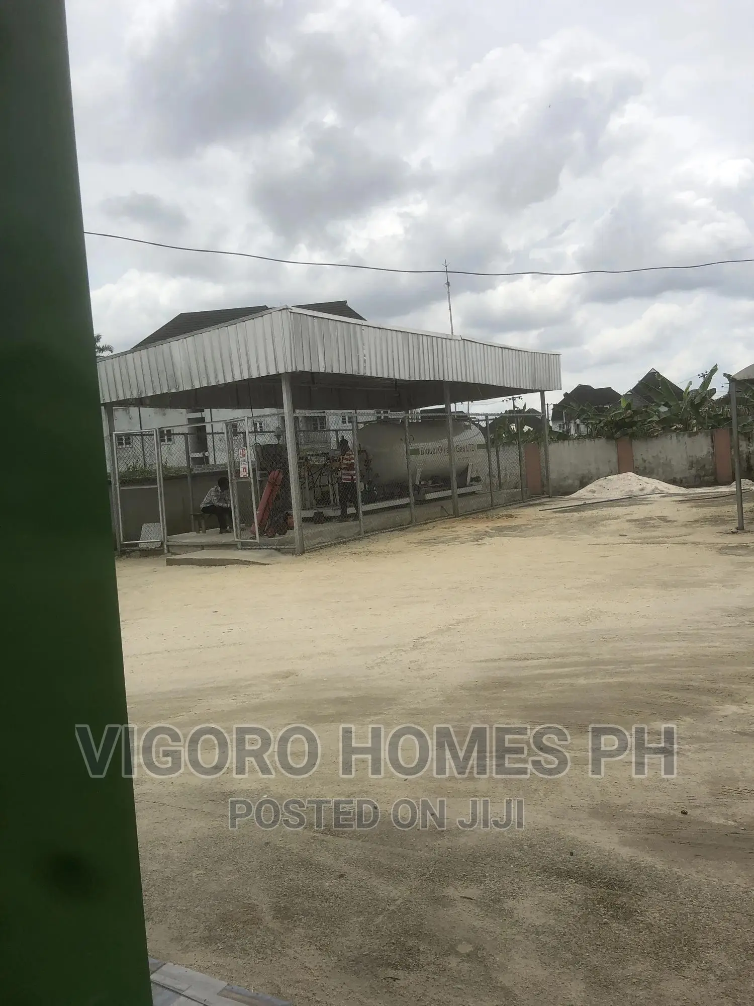 Functioning Filling Station in Port-Harcourt