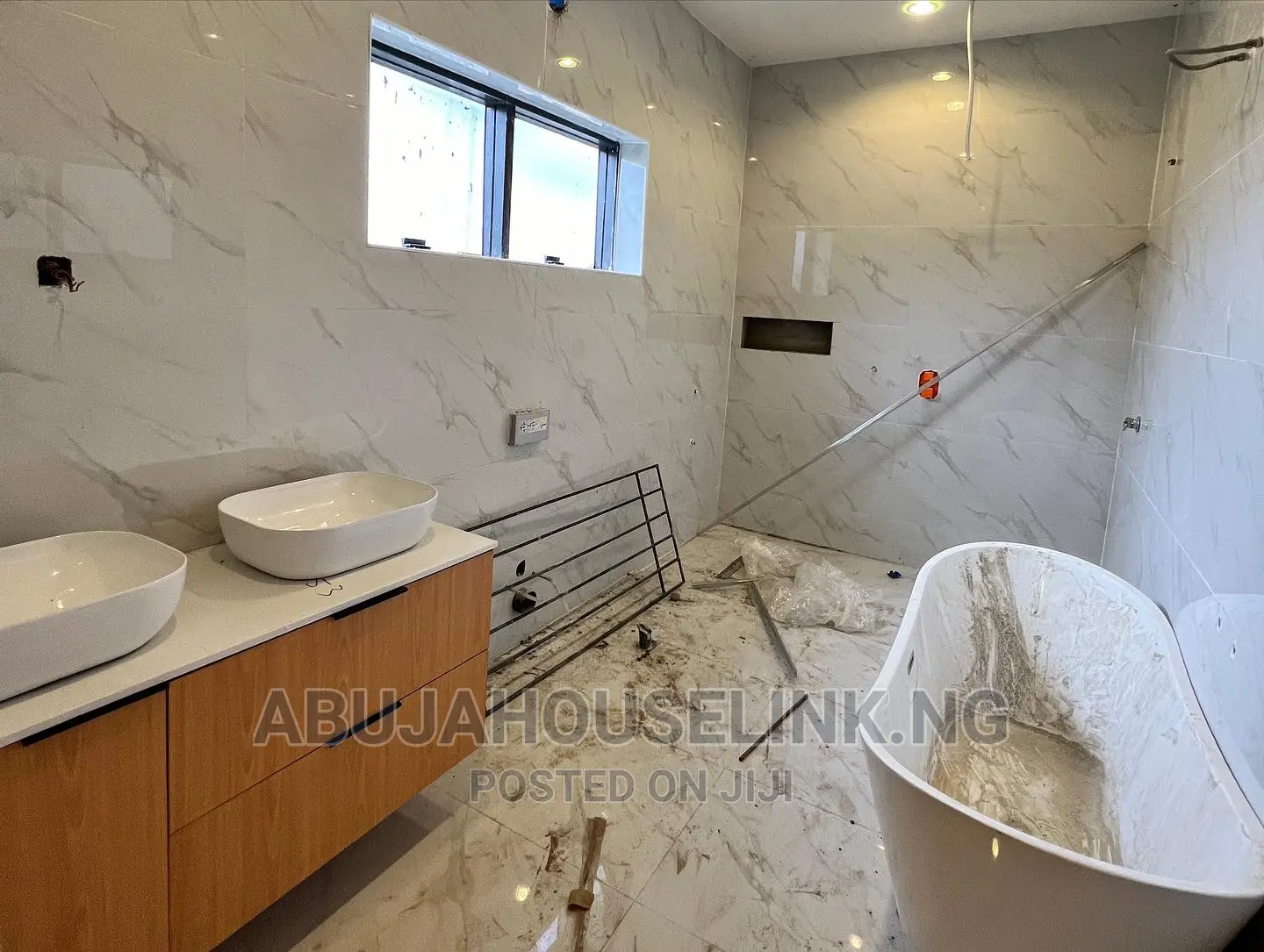 6bdrm Duplex in Gwarinpa Abuja for sale in Gwarinpa