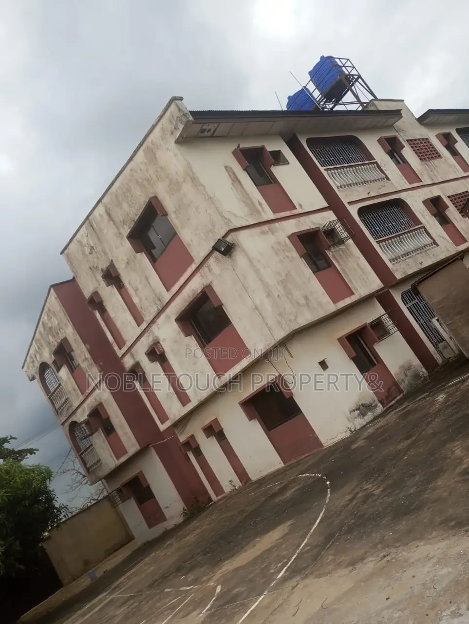3bdrm Block of Flats in Akesan Igando Lagos for sale in Akesan