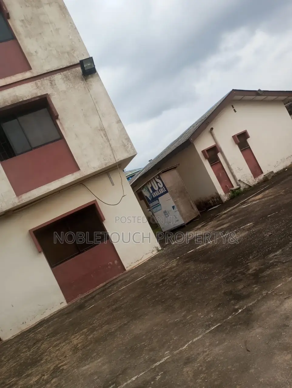 3bdrm Block of Flats in Akesan Igando Lagos for sale in Akesan