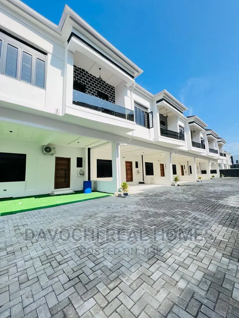 4bdrm Duplex in Orchid Road, Lekki for rent in Lekki