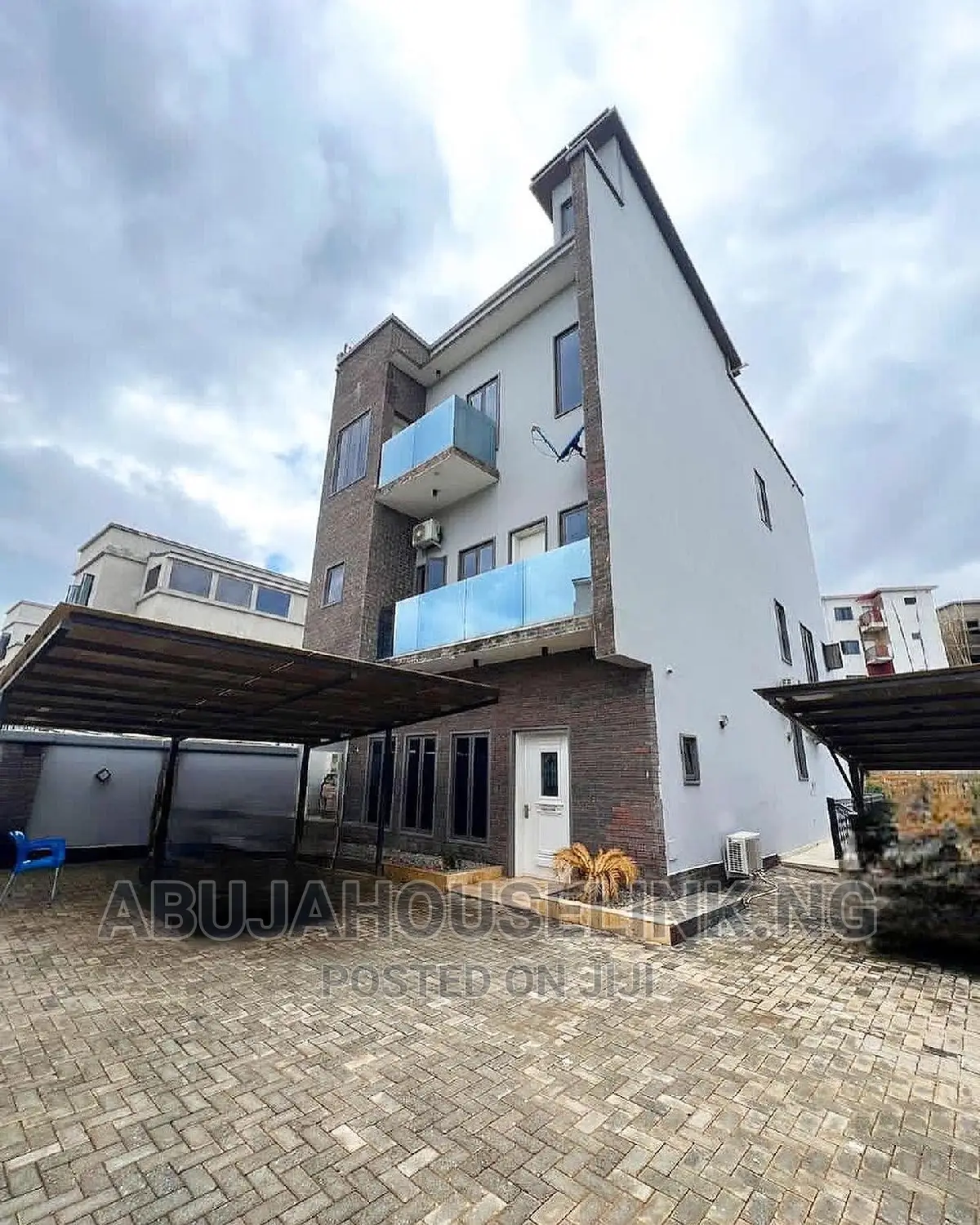 Furnished 4bdrm Duplex in Guzape/Asokoro, for sale in Guzape District