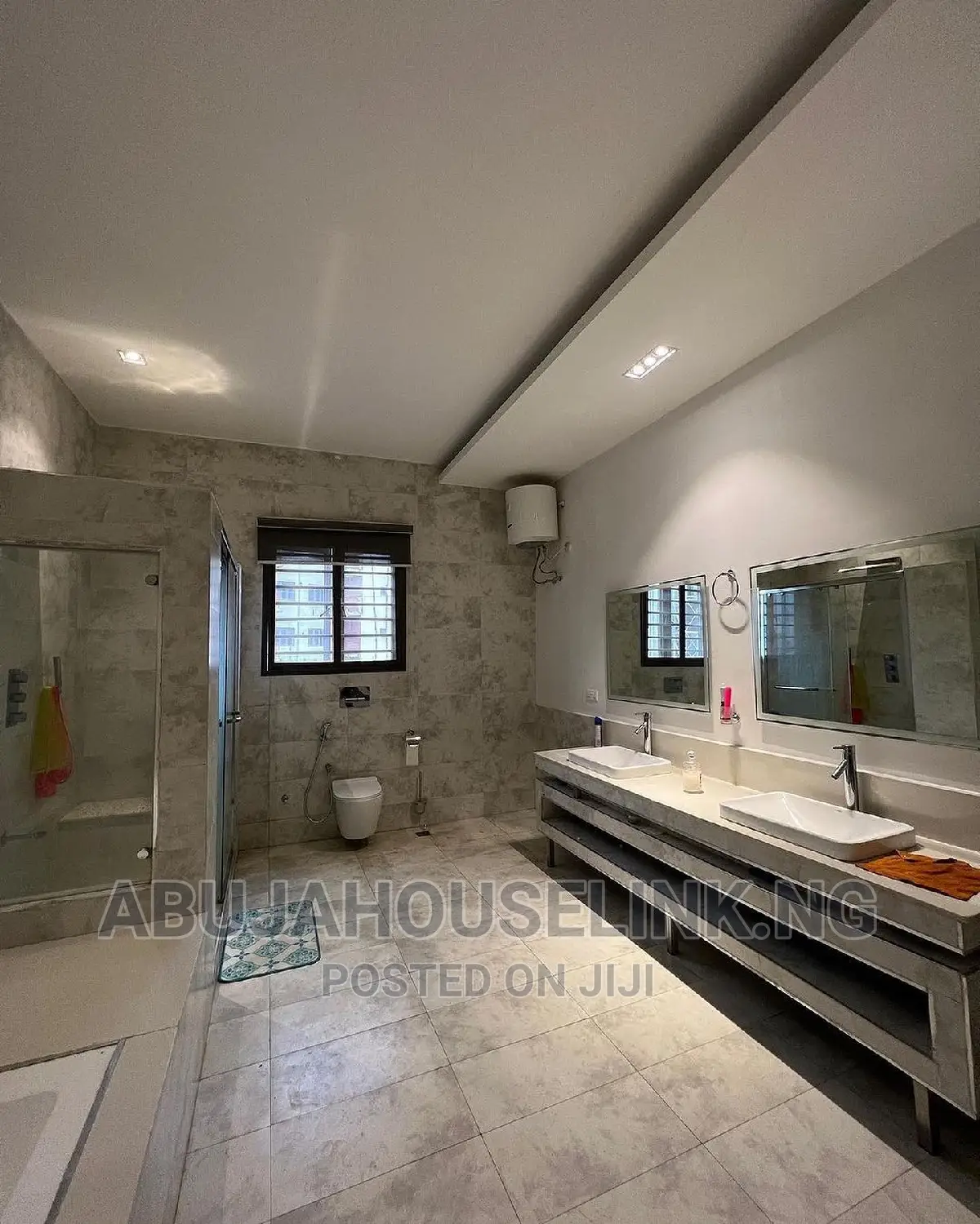 Furnished 4bdrm Duplex in Guzape/Asokoro, for sale in Guzape District
