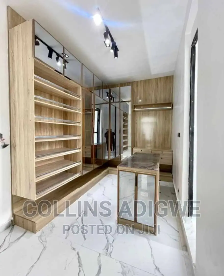 5bdrm Duplex in Chevron -Lekki for sale in Chevron