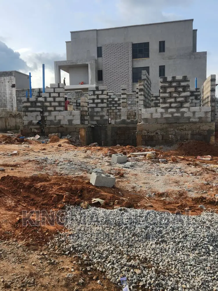 5bdrm Apartment in Victoria Island for sale in Victoria Island