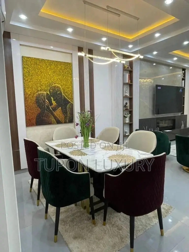 4 Bedroom Waterfront Apattmsnt in Lekki Phase 1
