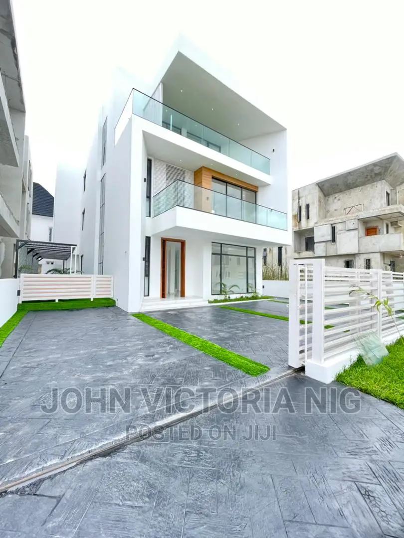 5bdrm Duplex in Chevron, Ajah for sale in Ajah