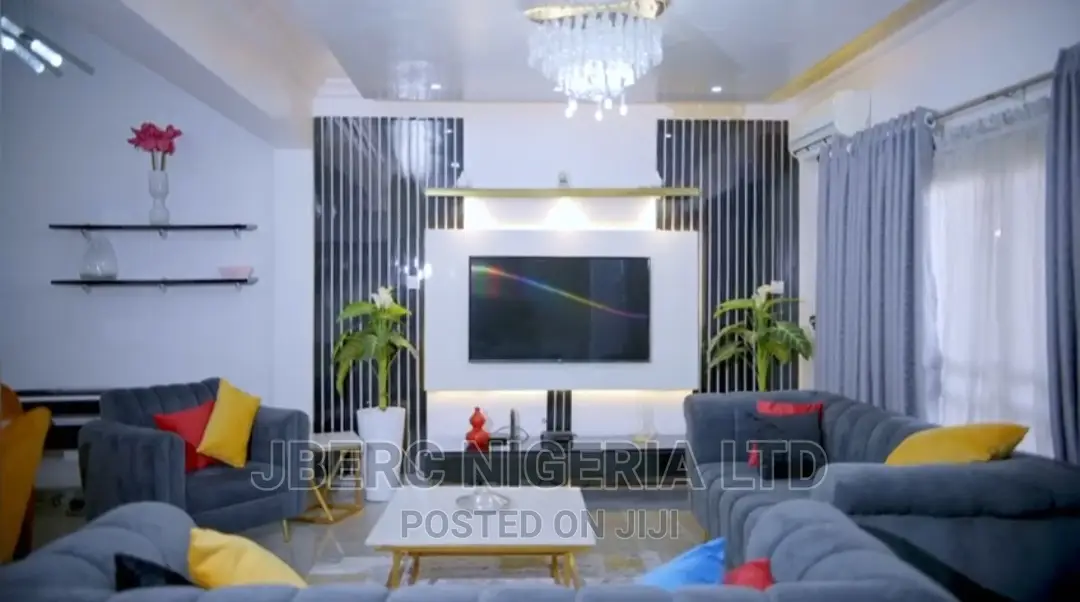 Short Stay Place in Lekki Phase 1
