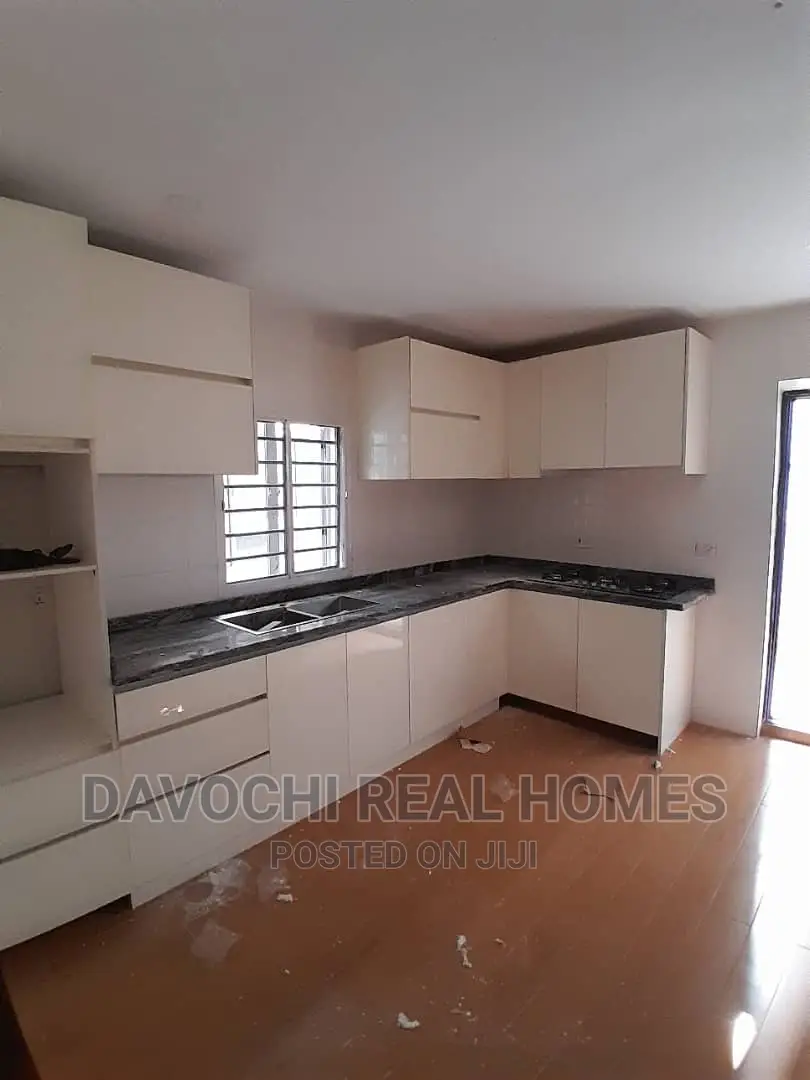 4bdrm Duplex in Orchid Road, Lekki for rent in Lekki