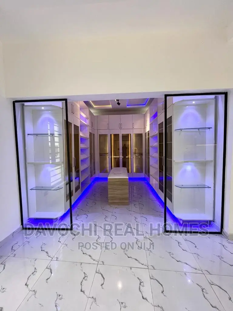 5bdrm Duplex in Ajah for sale in Ajah