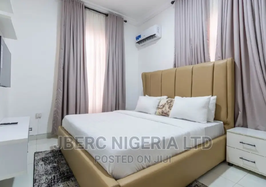 Short Stay Apartment Lekki -right in Lekki Phase 1