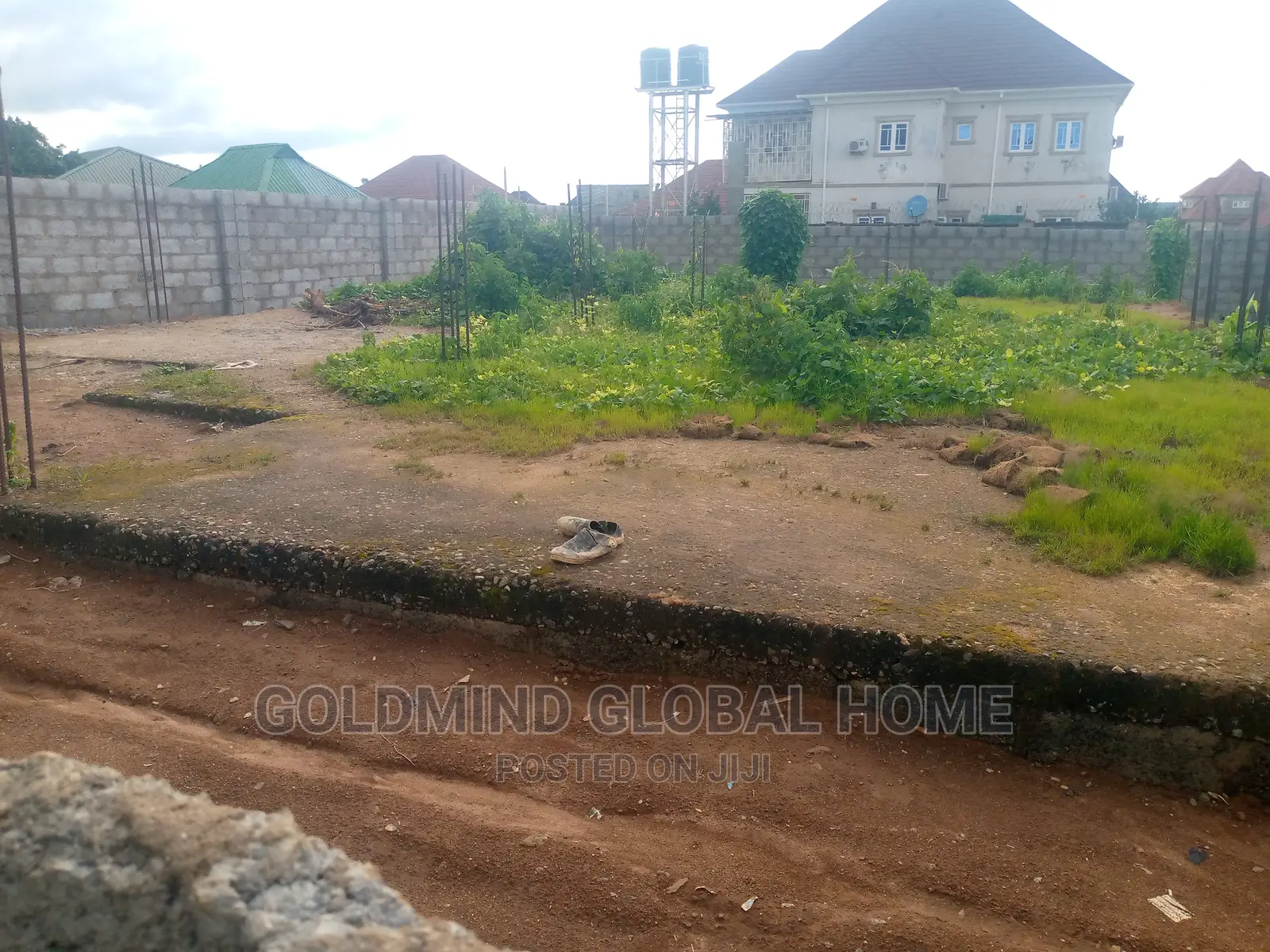 Fence and Gated Duplex Estate Plot DPC Level in Apo for Sale in Zone B
