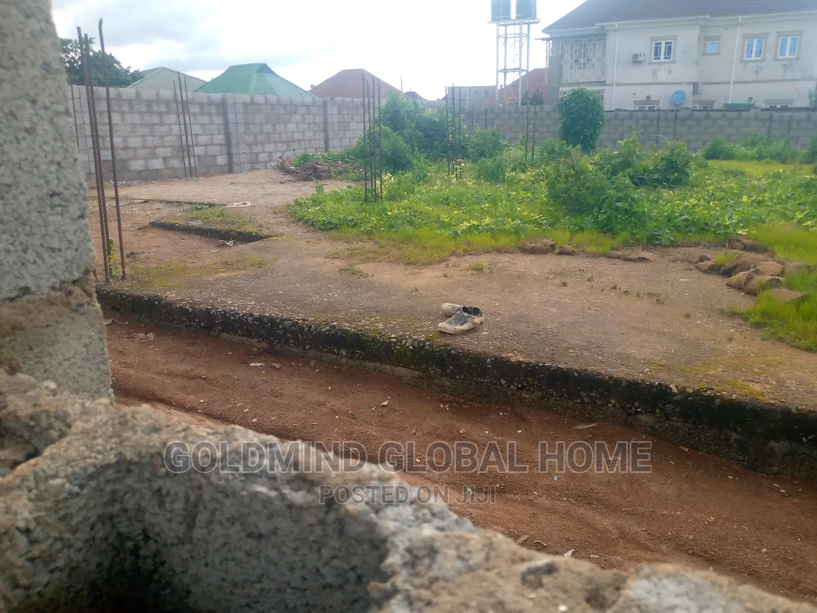 Fence and Gated Duplex Estate Plot DPC Level in Apo for Sale in Zone B