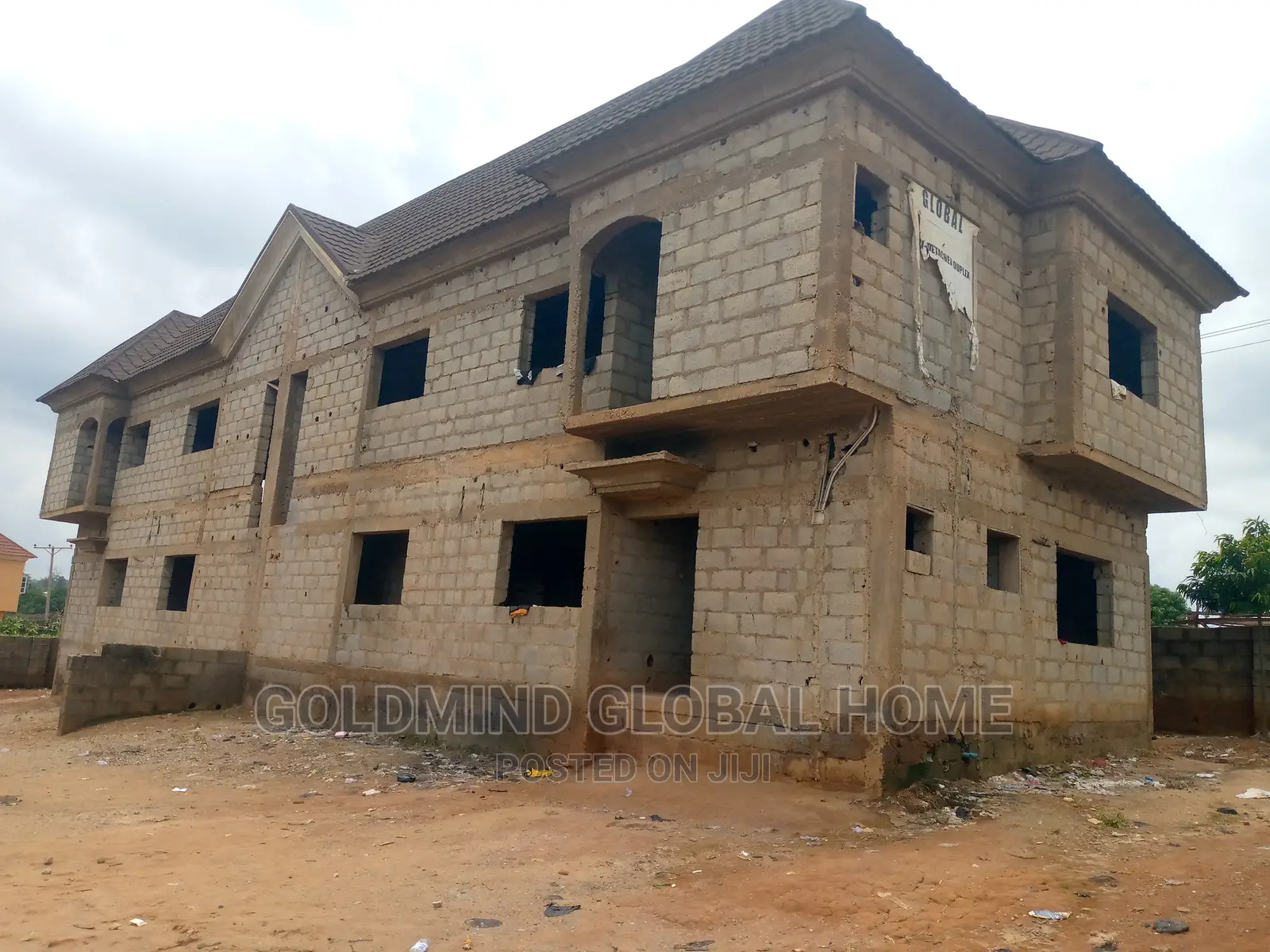 4bdrm Duplex in Apo, Zone B for sale in Zone B
