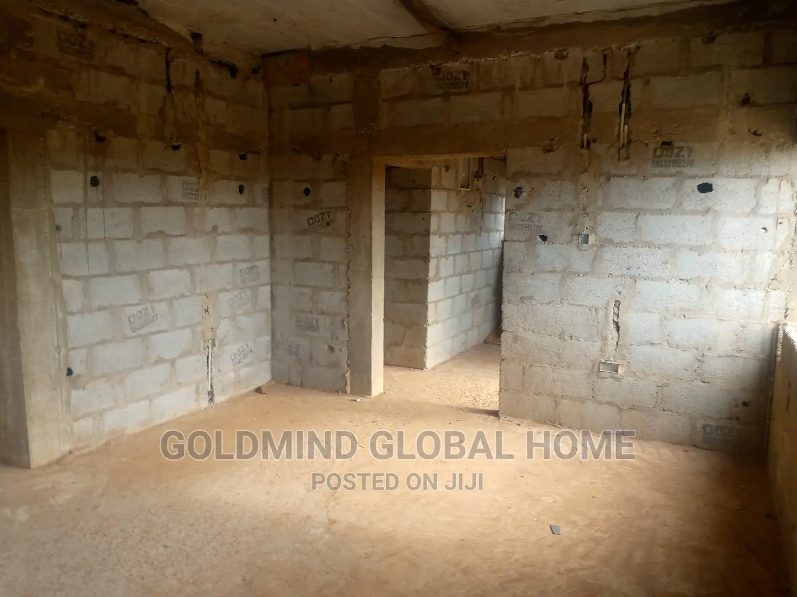 4bdrm Duplex in Apo, Zone B for sale in Zone B