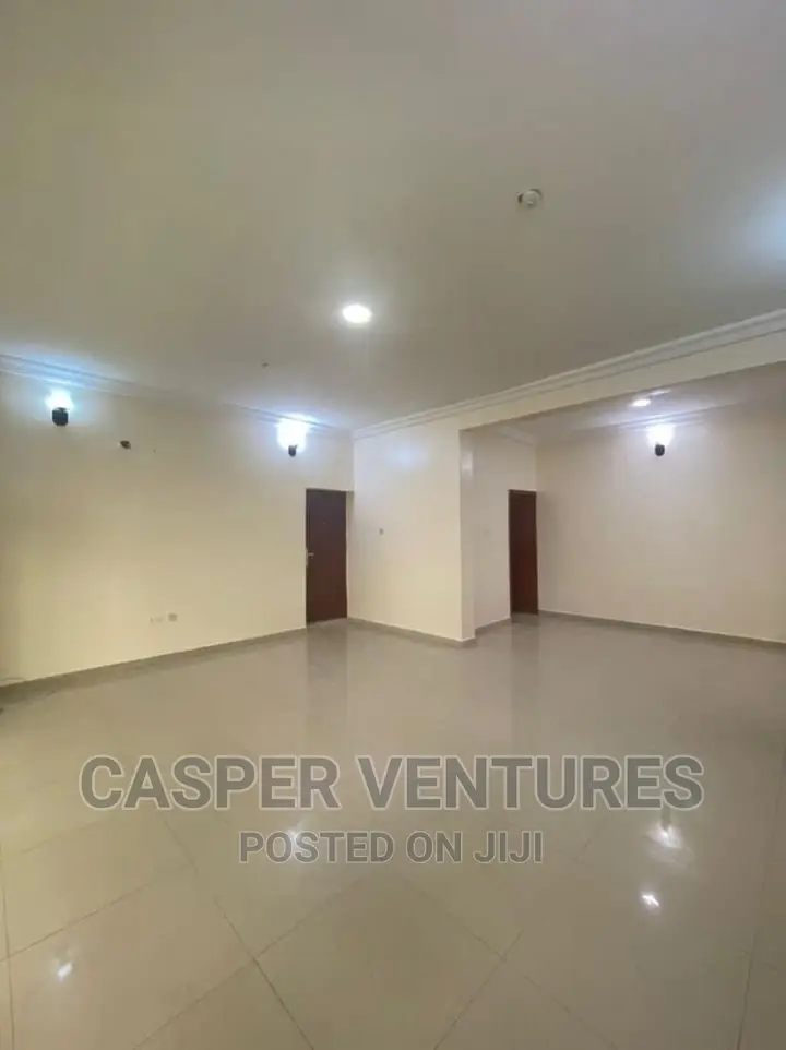 3bdrm Apartment in Chevron for rent in Chevron